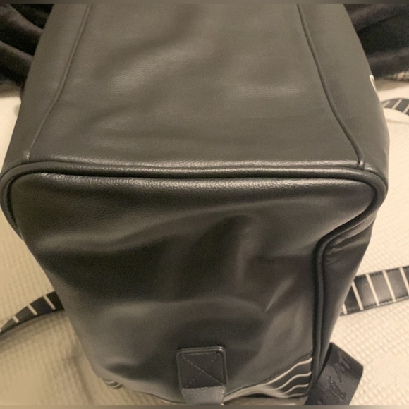 Betsey Johnson Weekend/Travel Bag/carryon/ vacation/ holiday/adjustable strap - Picture 15 of 16